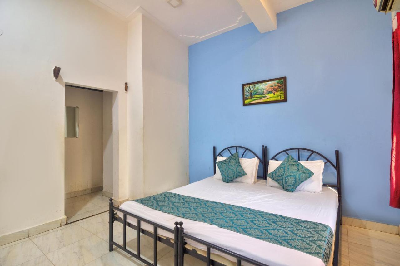 Hotel Walking 2 Beach Calangute Exterior photo
